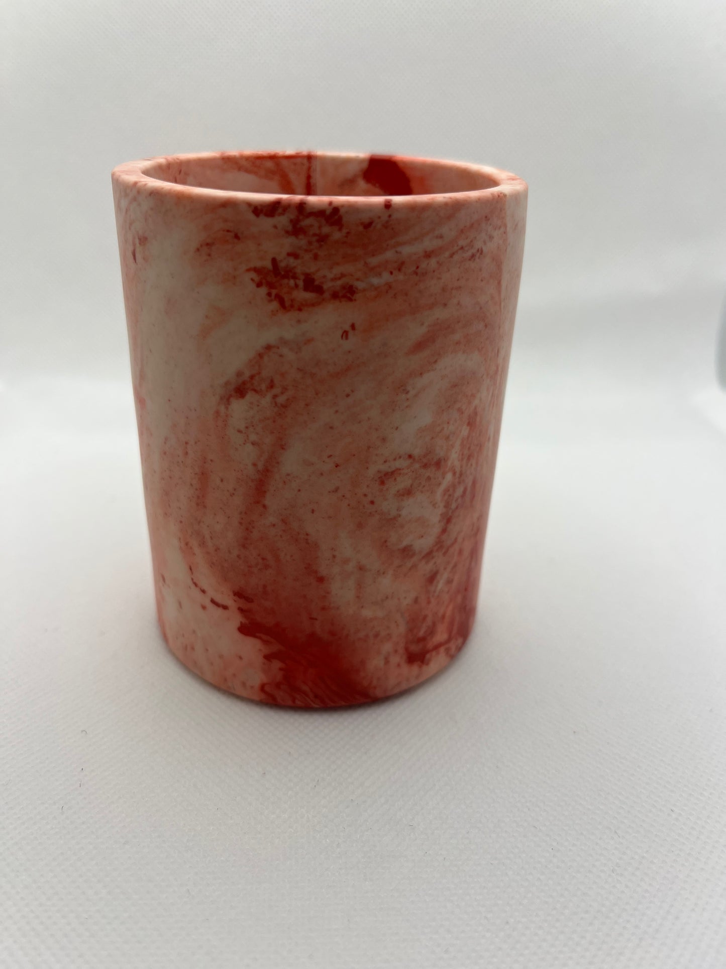Pot rouge marbré