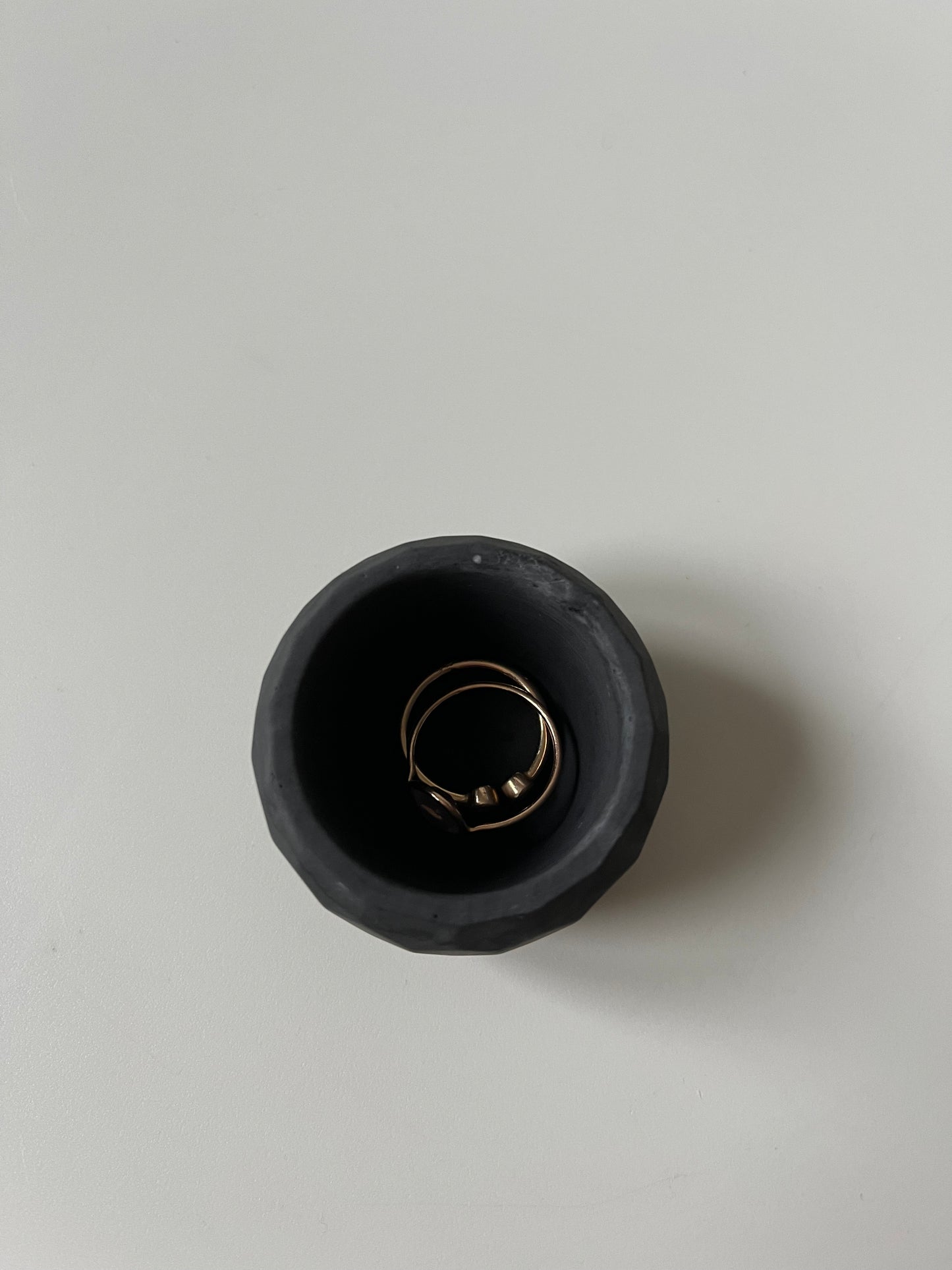 Mini pot noir